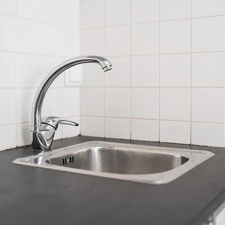 Guestready - Grayscale Apartment Porto