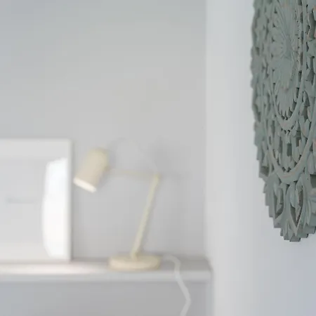 Guestready - Gray Tones