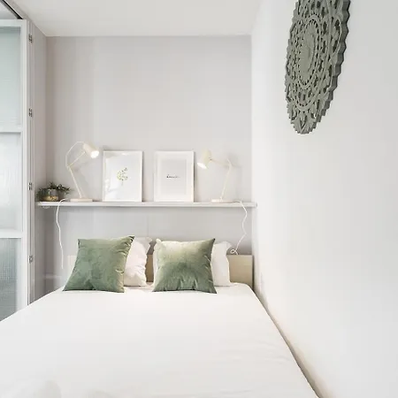 Guestready - Grayscale Porto