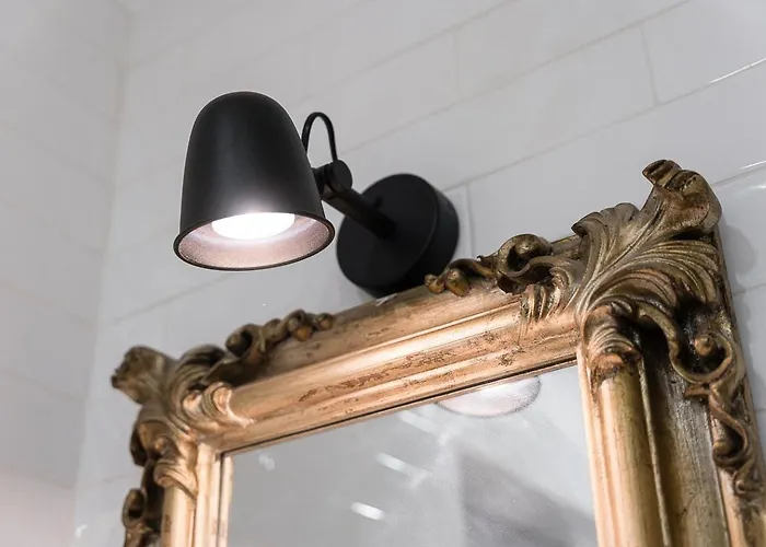 Guestready - Grayscale * بورتو