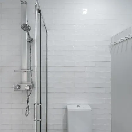 Guestready - Grayscale Porto