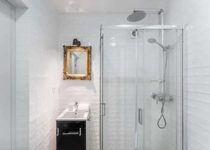 Guestready - Grayscale Porto